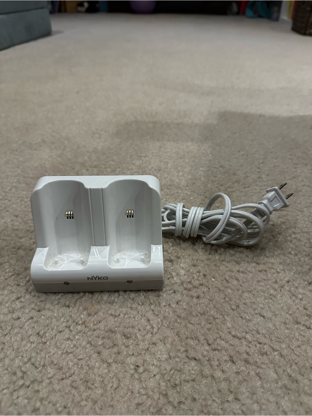 Nyko Charge Station for Nintendo Wii Controllers